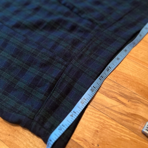 Caramely plaid skirt L Made in Canada - Picture 7 of 7